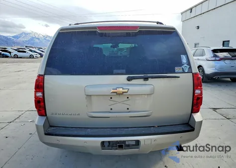 2008 Chevrolet Suburban K2500 z USA, uszkodzony, nr VIN 3GNGK26K48G220611